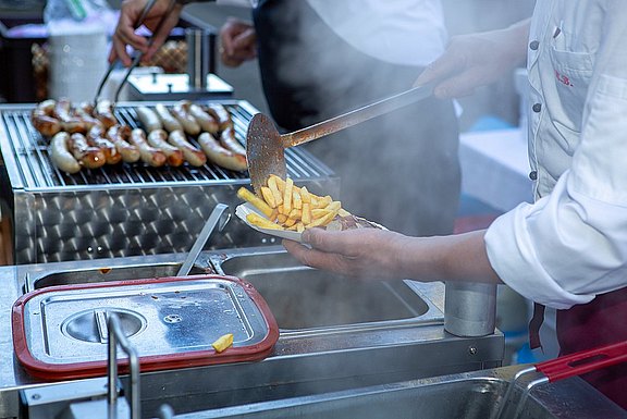 41_bergklosterlauf_grillstand_02.jpg 